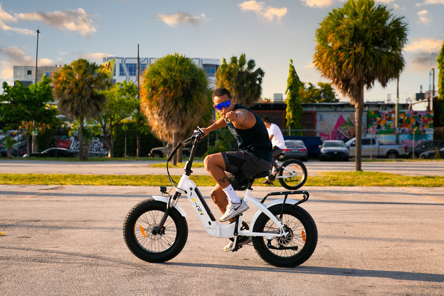 How to Choose an Electric Bicycle (Buying Guide)